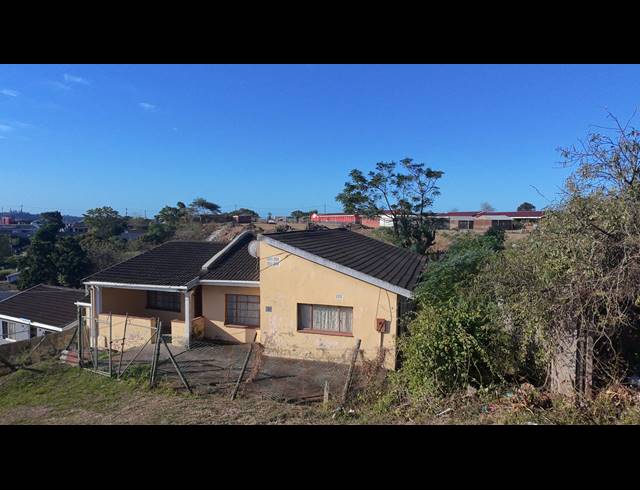 4 BEDROOM HOUSE FOR SALE IN UMLAZI H